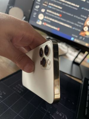 Iphone 12 pro Gold