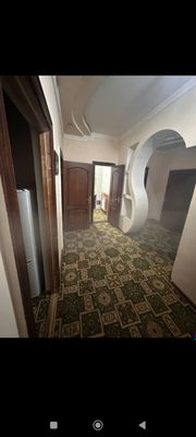 Уй сатылады. Квартира сатылады.