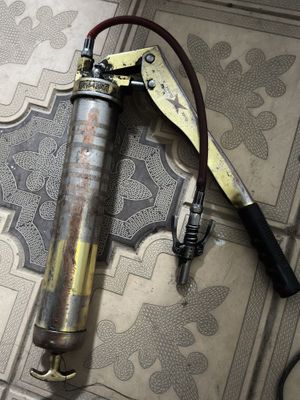 Смазка насос б///у………….