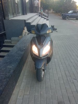 Skuter benzinli lifan 80 kubli skorist avtomat yili 2022