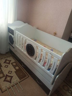 Bolalar karavati holati ôrta