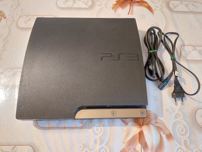 Продам Sony Playstation 3