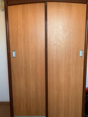 Продается шкаф купе, цена 700.000 сум б/у