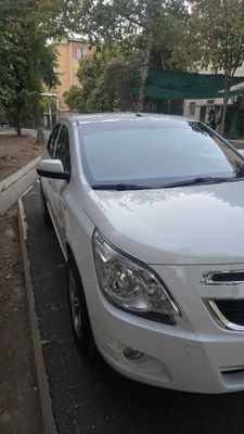 Кобальт продаю chevrolet