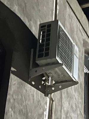 Ishlatilgan konditsioner sotiladi 24 tali bez inverter SITRONIC .