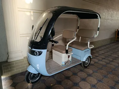 Скутер 3 местный продается