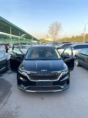 KIA carnival в идеальном состоянии