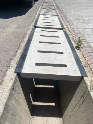 Лоток кришка yo‘l yoqasidagi ariqlar uchun qopqoqlar