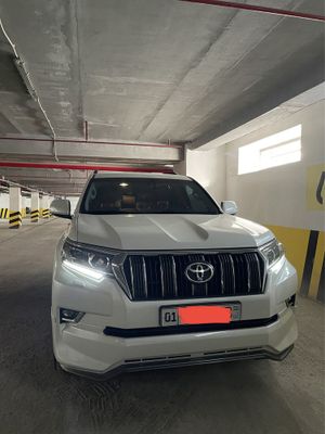 Toyota Land Cruzir Prado 150 sotiladi