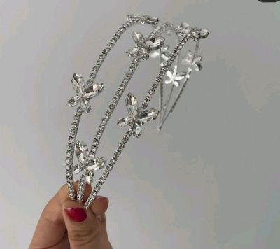 Karona diademalar