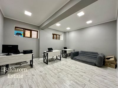 Офис • 23 м² • Ганга м. Гафура Гуляма, с мебелью