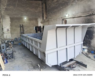 Isuzu samosval kuzuv sotiladi, qaychi slindr bor.oʻrnatib beramiz