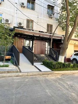 Сдаётся офис с новым авторским ремонтом | Госпитальный рынок 115 м²