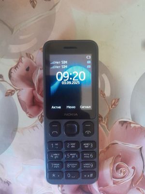 Nokia telefon sotiladi