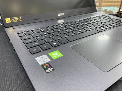 Ideal holatda acer i7-1065G MX330