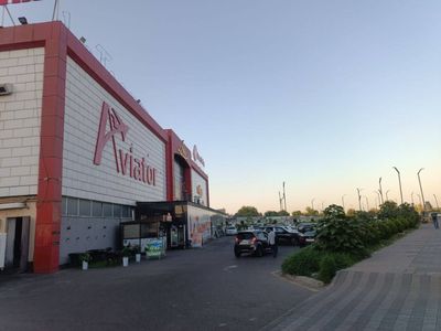 Продается коммерческое помещение рядом с Авиатор корзинка