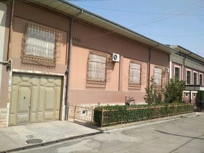 Algaritm shakarchi maxalada uy sotiladi