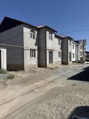 Урганч шахарда 200 кв катежла сотилади