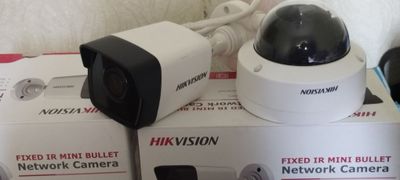 Камера видео наблюдения HIKVISION