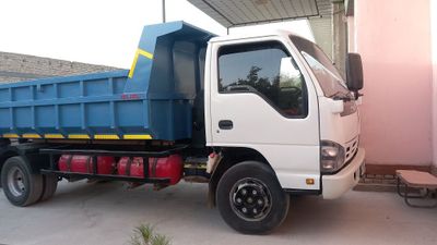 Isuzu samosval sotiladi