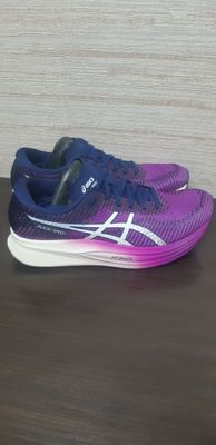 Кроссовки женские Asics 39