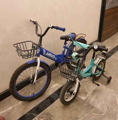 ikkita velosiped + ikkita skuter + basketbol