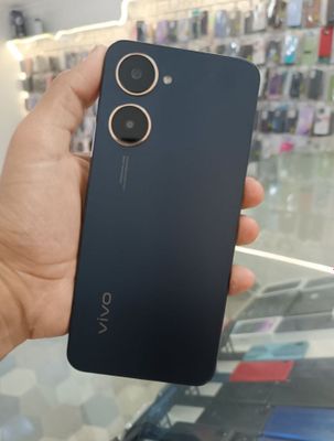 Vivo y 03 4ga 128 gb sastayanasi zor