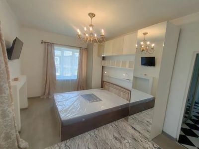 Срочно Продам Мирзо-Улугбекский 2/5/5 Эко Бозор