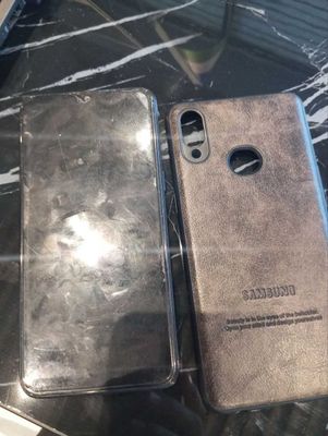 Galaxy Samsug A10s Tilifon ishlatilgan karopka xujatlari yoq