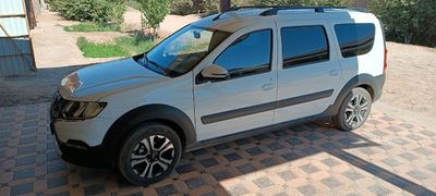 Lada largus cross