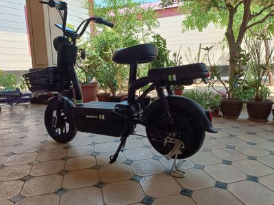 BODO Elektro Skuter Elektro skuter Bodo Holati Yaxshi Ayibi Yoq