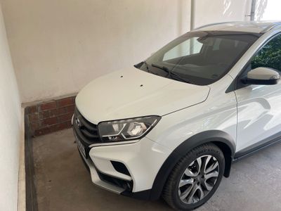 Lada XRAY Cross 2020