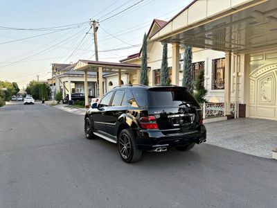 Mersedes ML63 AMG Body kit Состаяние Идеално Пробег 225000