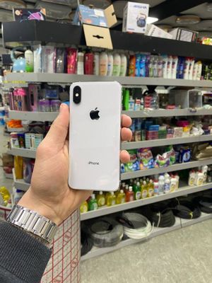 Например Iphone xs LLA