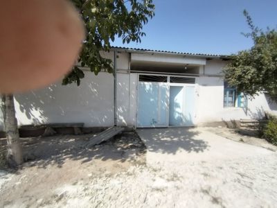 Uchastka sotiladi uyimizi xamma sharoitlari bor