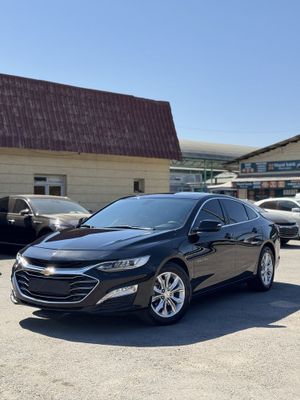 Malibu 2 Premier 2022yil 36.000km yurgan kraska toza