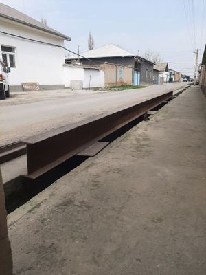 Рельс Двутавр сотилади.