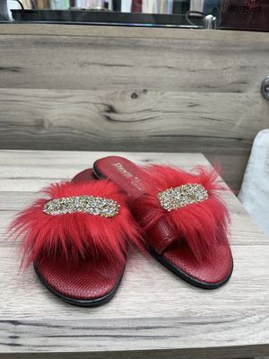 Келинларга ажойиб келинча тапочка