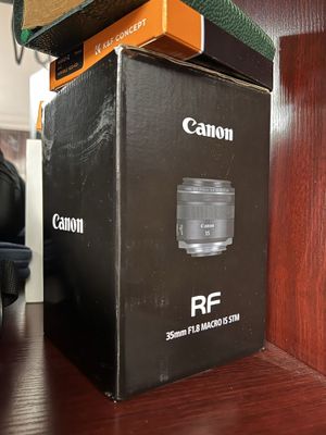 Объектив Canon RF 35mm macro STM