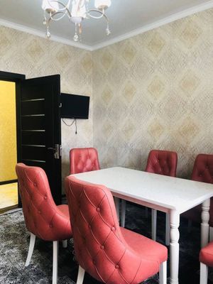 Новастройка Паркентский 3 ком 3 этаж 8 этажка все ест фото реално