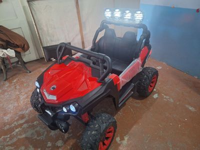 Pultli JeeP mashina sotiladi