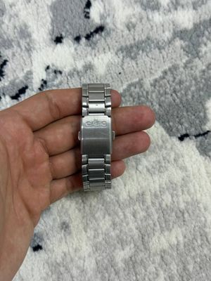 Casio Quartz часы