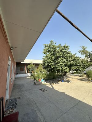 Xovli uy sotiladi