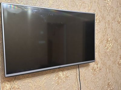 Телевизор LG 43 дюйма 2015 года