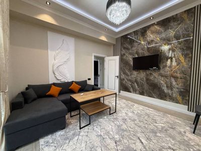 ЖК Sayram Elite М.Горки 2 ком 4 этаж 9 этажка все ест фото реално