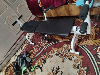grija mashqlari va bel og'rig'i uchun maxsus stol