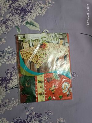 Продаётся новая скатерть