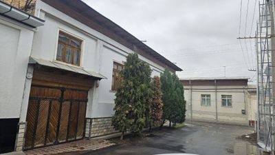 Сергели Хонтепа махалла фасад 30/20 уй сотаман 6 сотих 8 хона торцевой