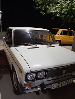 Vaz 2106 sotladi
