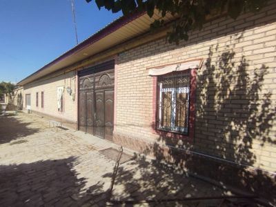 8 сотокли ер хоналари билан